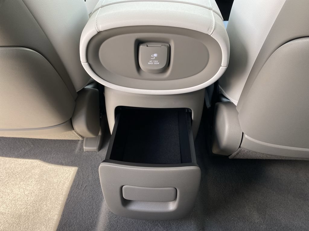 New 2026 Hyundai Palisade Limited FWD image 36