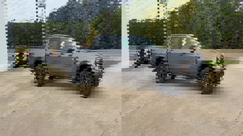 New 2025 Ford Ranger XLT w/ Equipment Group 301A High image 6