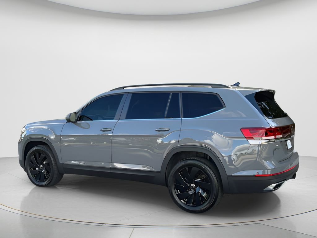 New 2026 Volkswagen Atlas SE FWD image 6
