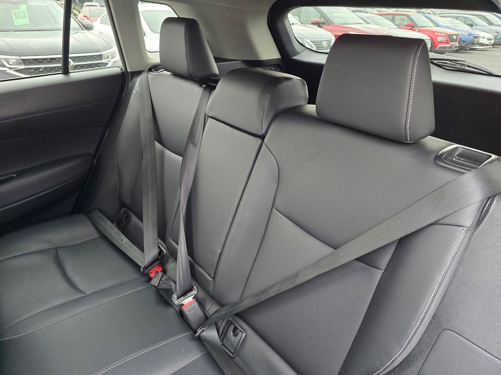 Used 2024 Toyota Corolla Cross XLE w/ Convenience Package image 19