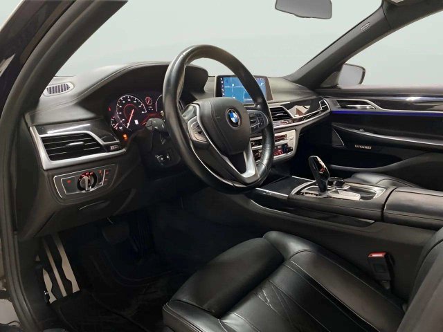 Used 2017 BMW 740i RWD image 20