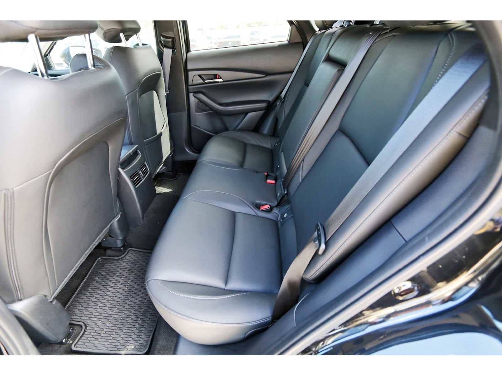 Used 2023 MAZDA CX-30 AWD 2.5 S w/ Preferred Package image 12