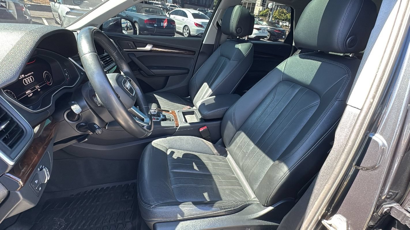 Used 2018 Audi Q5 2.0T Premium Plus w/ Premium Plus Package AWD/4WD image 11