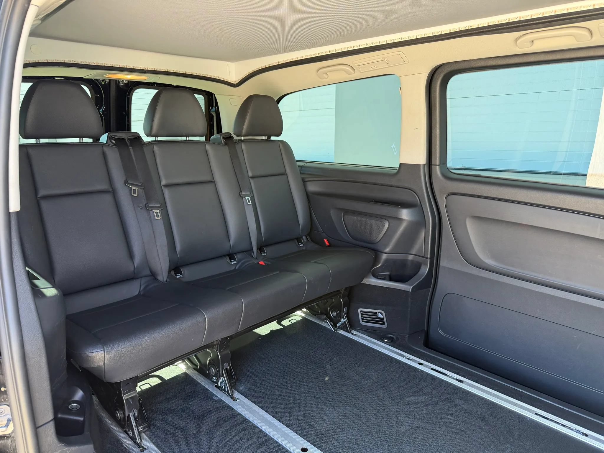 Used 2020 Mercedes-Benz Metris Passenger image 16