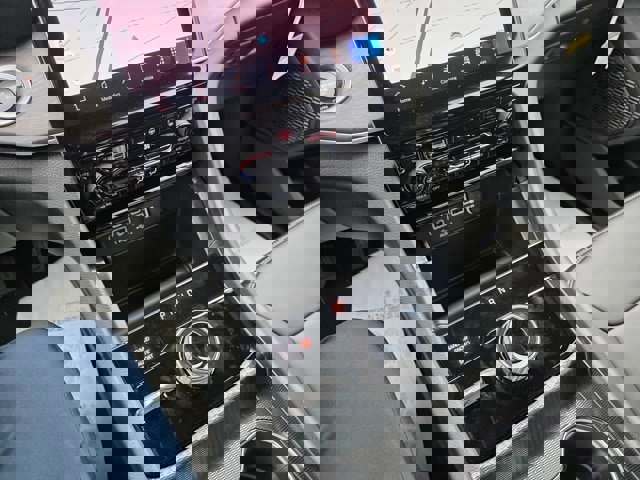 New 2025 Jeep Grand Cherokee L Limited w/ Trailer Tow Package image 23