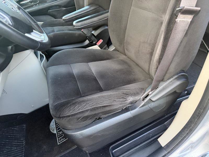 Used 2015 Dodge Grand Caravan SE w/ Quick Order Package 29E SE image 17