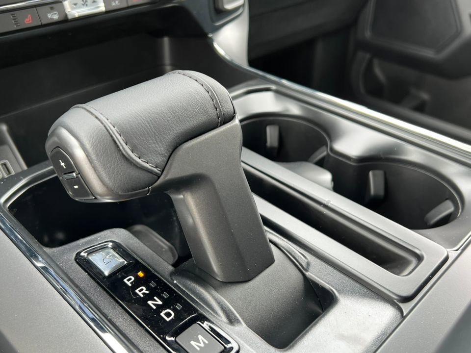 New 2026 Ford F150 XLT w/ Equipment Group 302A MID image 31