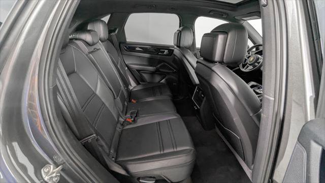 Used 2019 Porsche Cayenne image 17