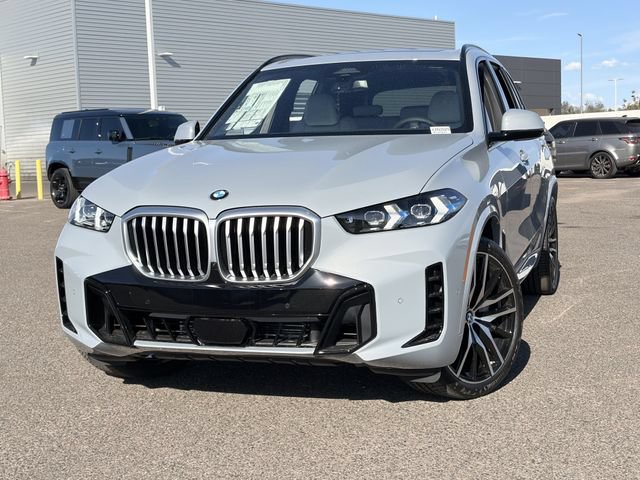 Used 2026 BMW X5 sDrive40i w/ M Sport Package RWD image 3