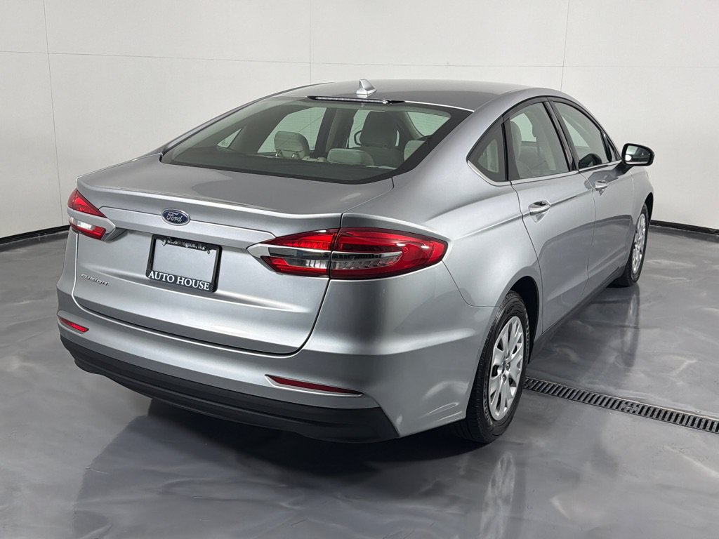 Used 2020 Ford Fusion S FWD image 5