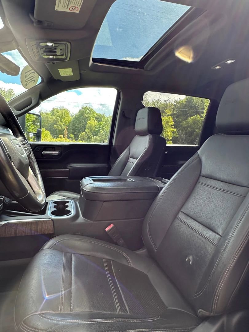 Used 2021 GMC Sierra 2500 Denali w/ Denali Black Diamond Edition image 13