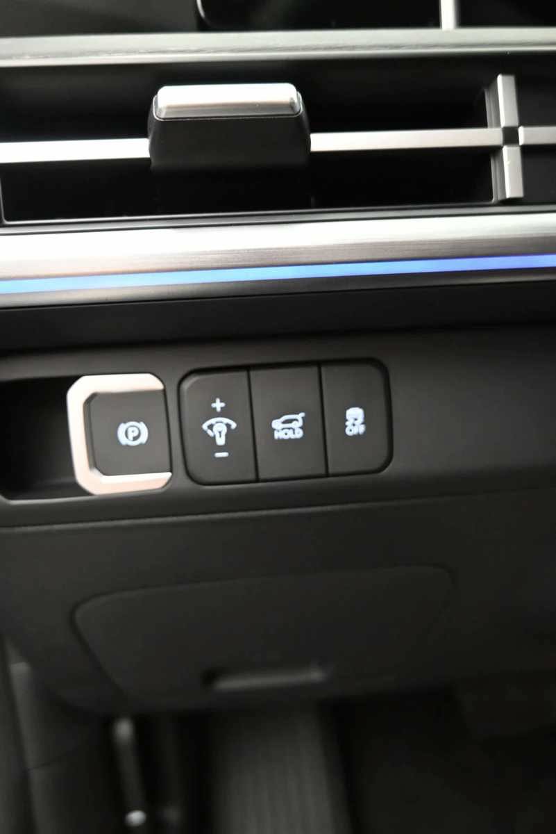 New 2026 Hyundai Santa Fe Limited AWD/4WD image 20