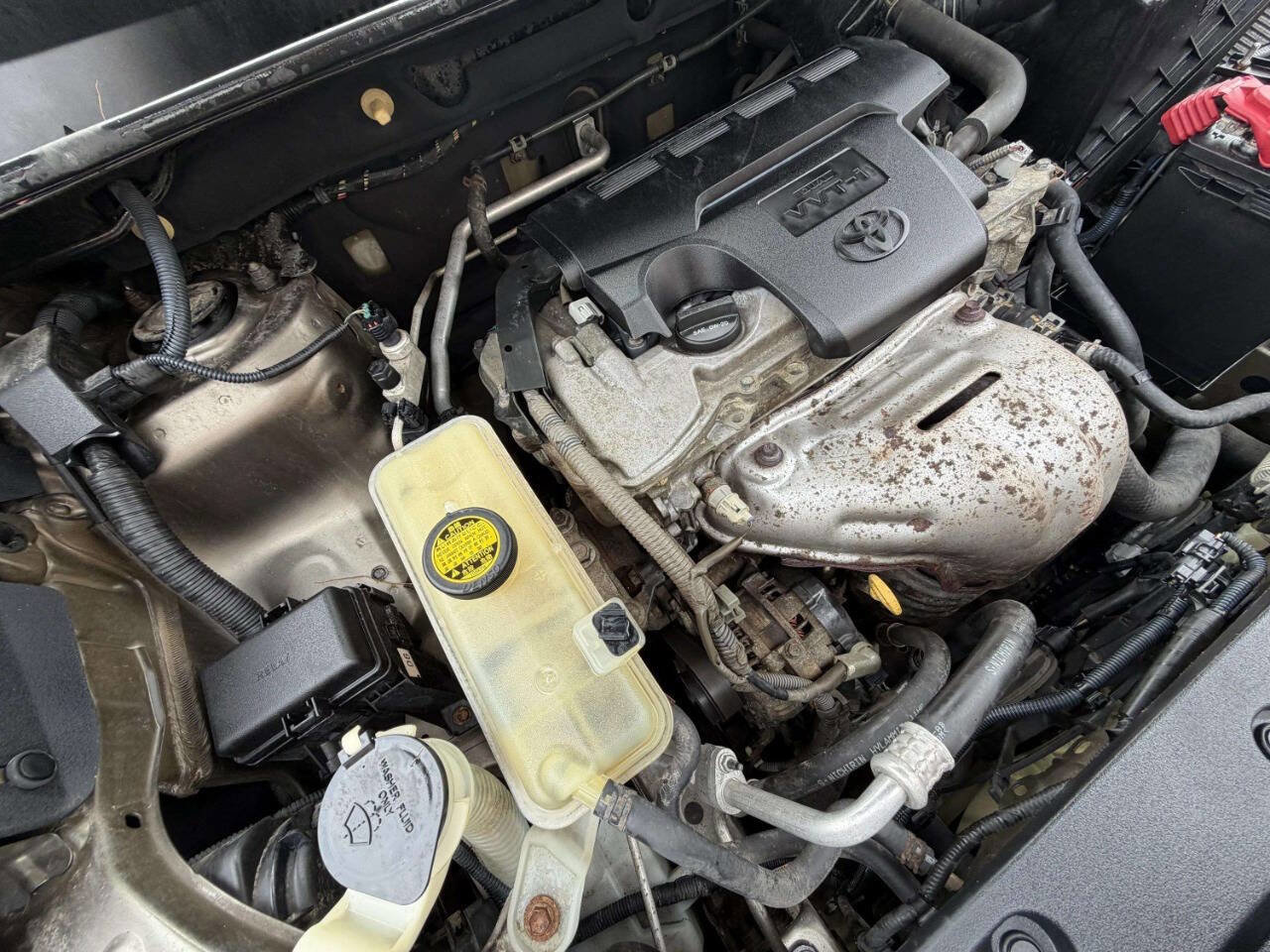 Used 2013 Toyota RAV4 Limited AWD/4WD image 15