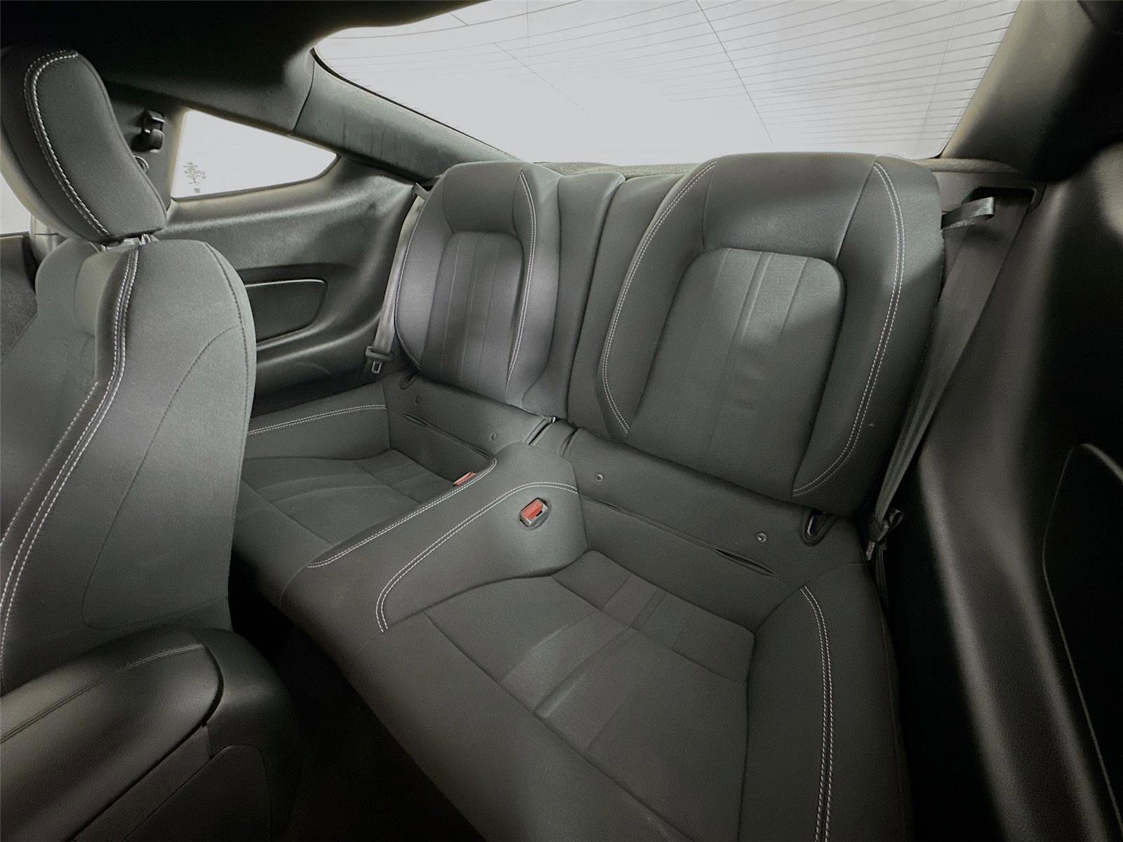Used 2021 Ford Mustang GT RWD image 11