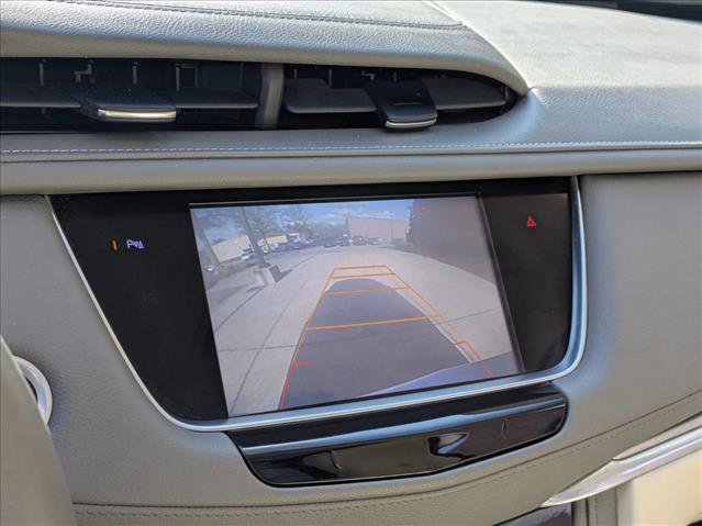 Used 2017 Cadillac XT5 Luxury w/ Driver Awareness Package image 15