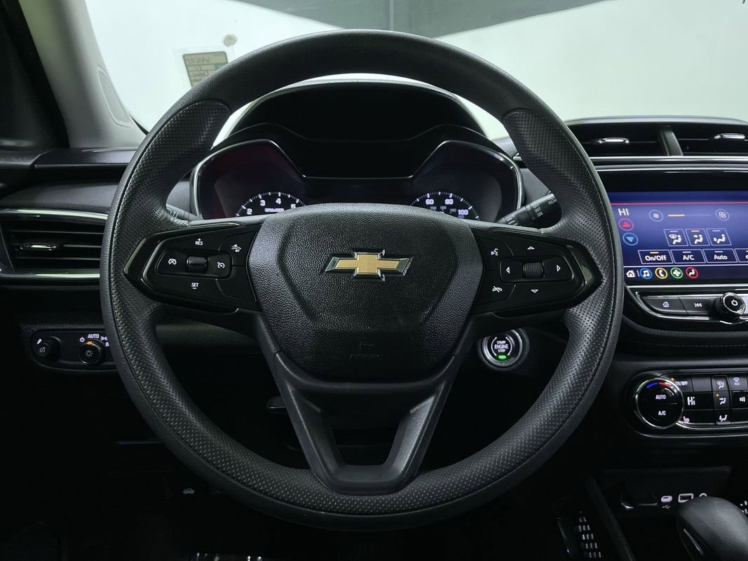 Used 2021 Chevrolet TrailBlazer LT w/ Convenience Package image 21