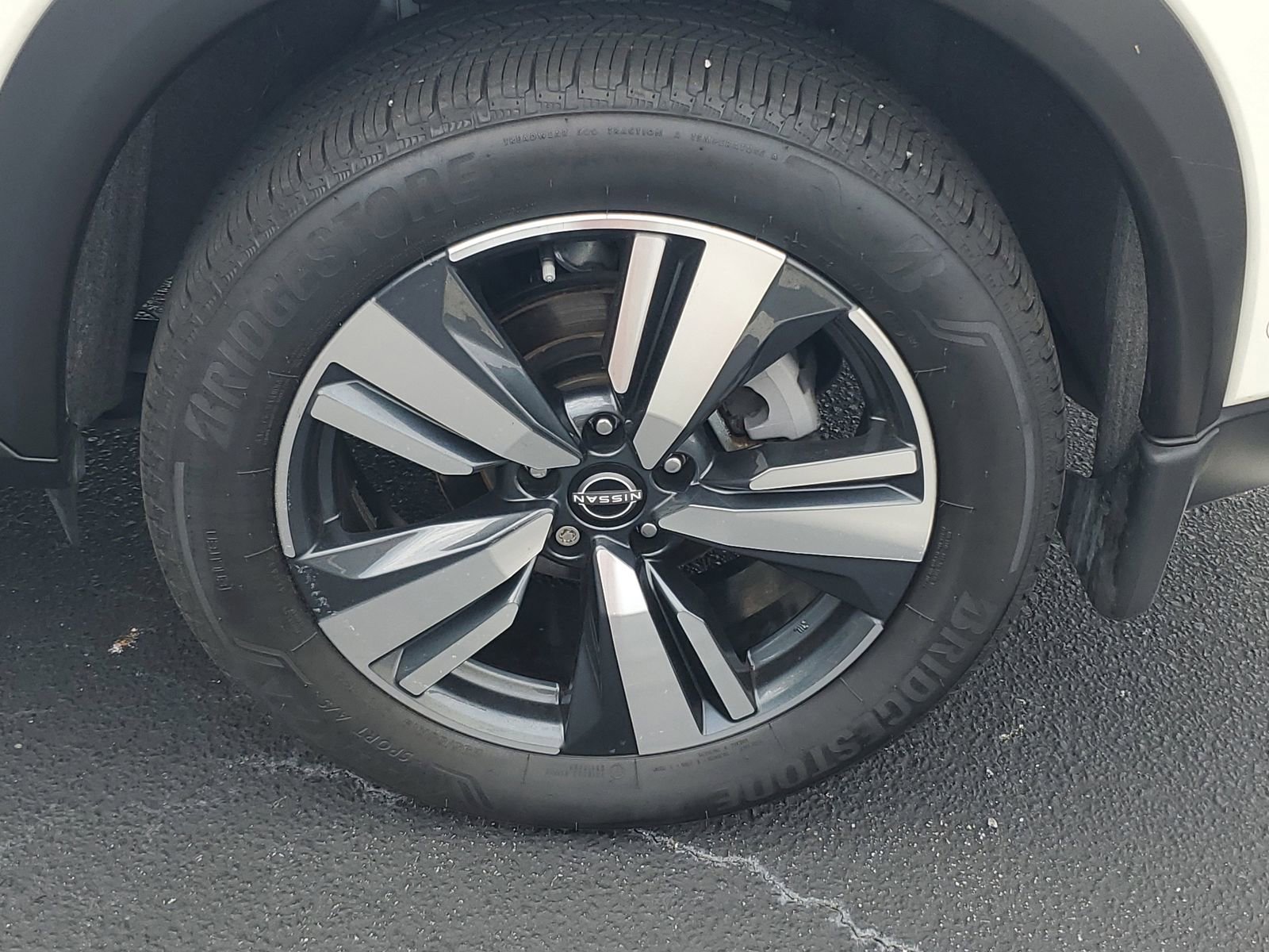 Used 2023 Nissan Rogue SL w/ SL Premium Package FWD image 32