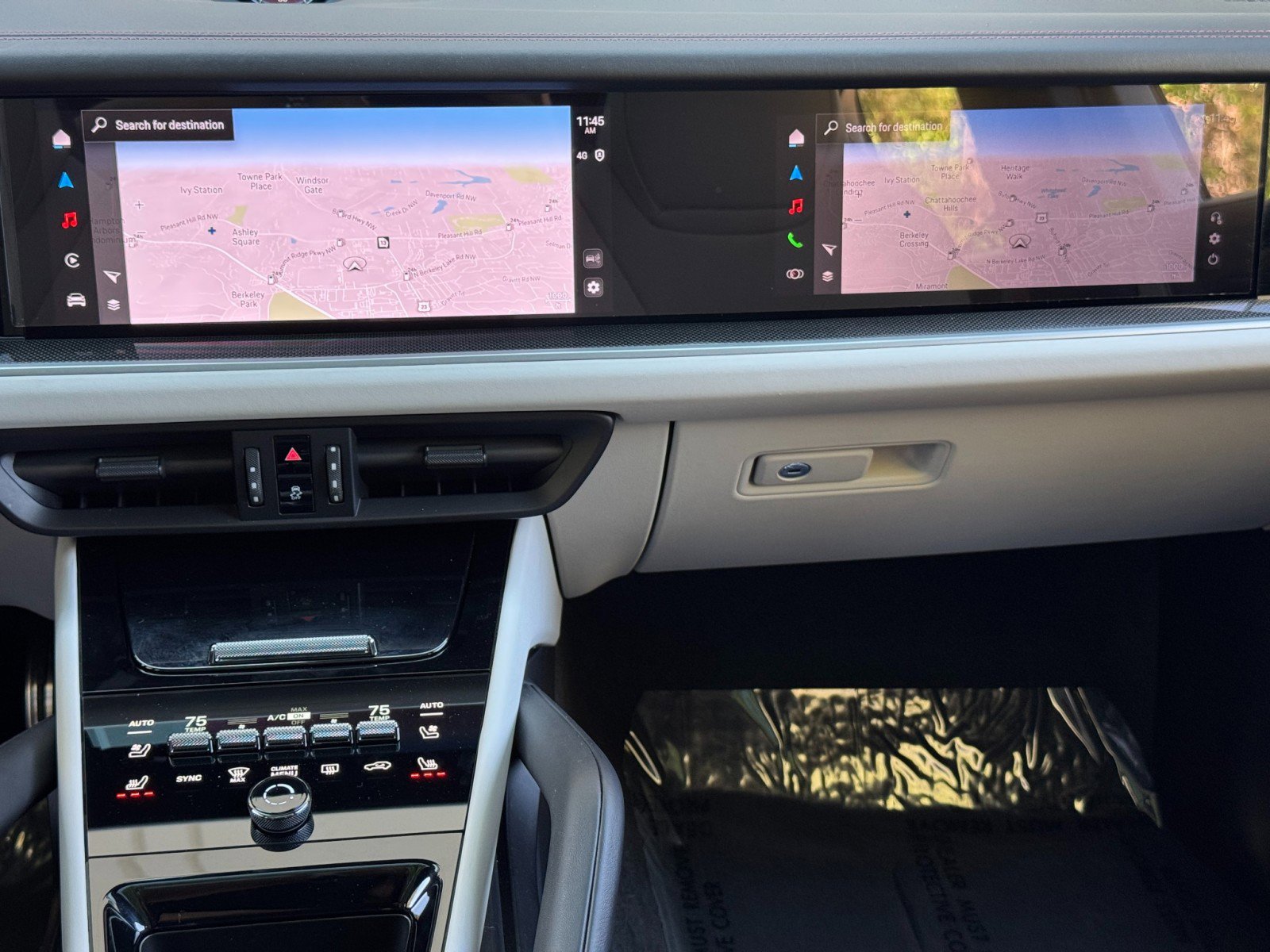 Used 2024 Porsche Cayenne Turbo image 25