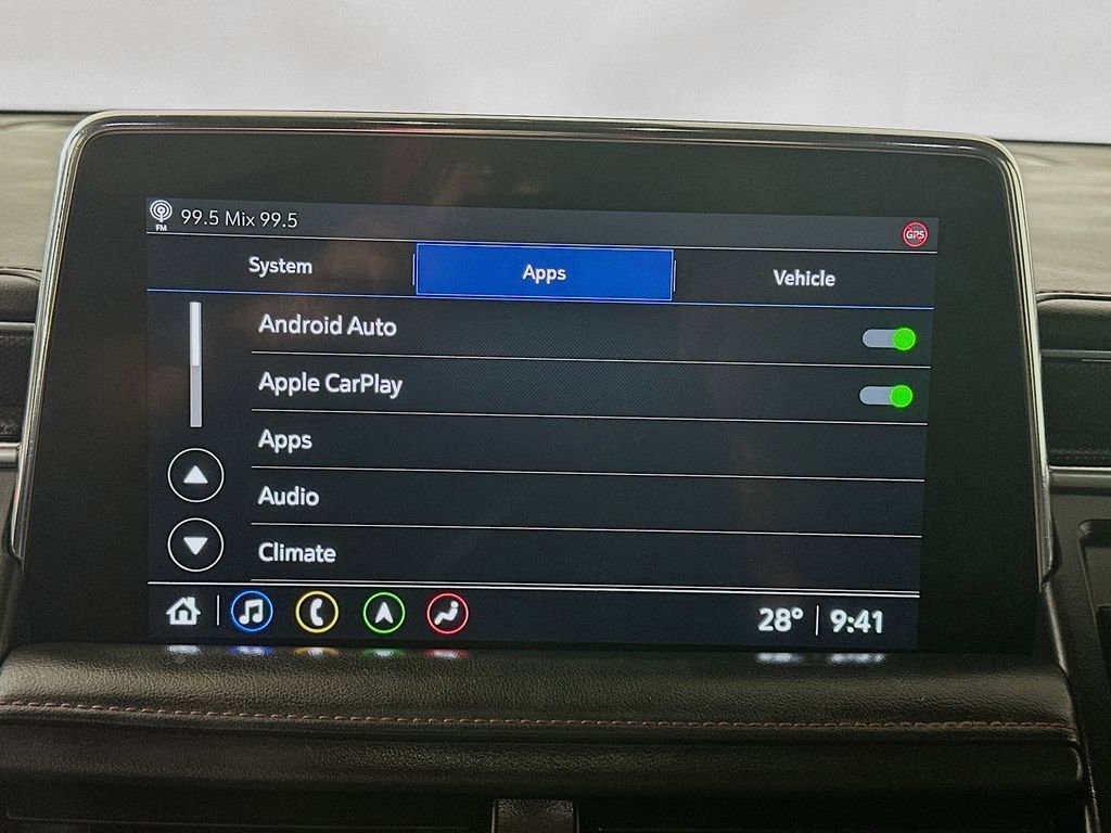 Used 2021 Chevrolet Suburban RST w/ Luxury Package image 19