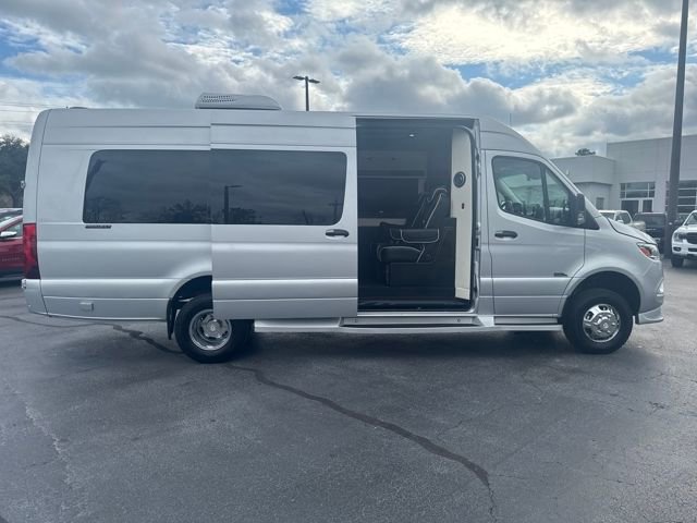 Used 2023 Mercedes-Benz Sprinter 3500 image 8