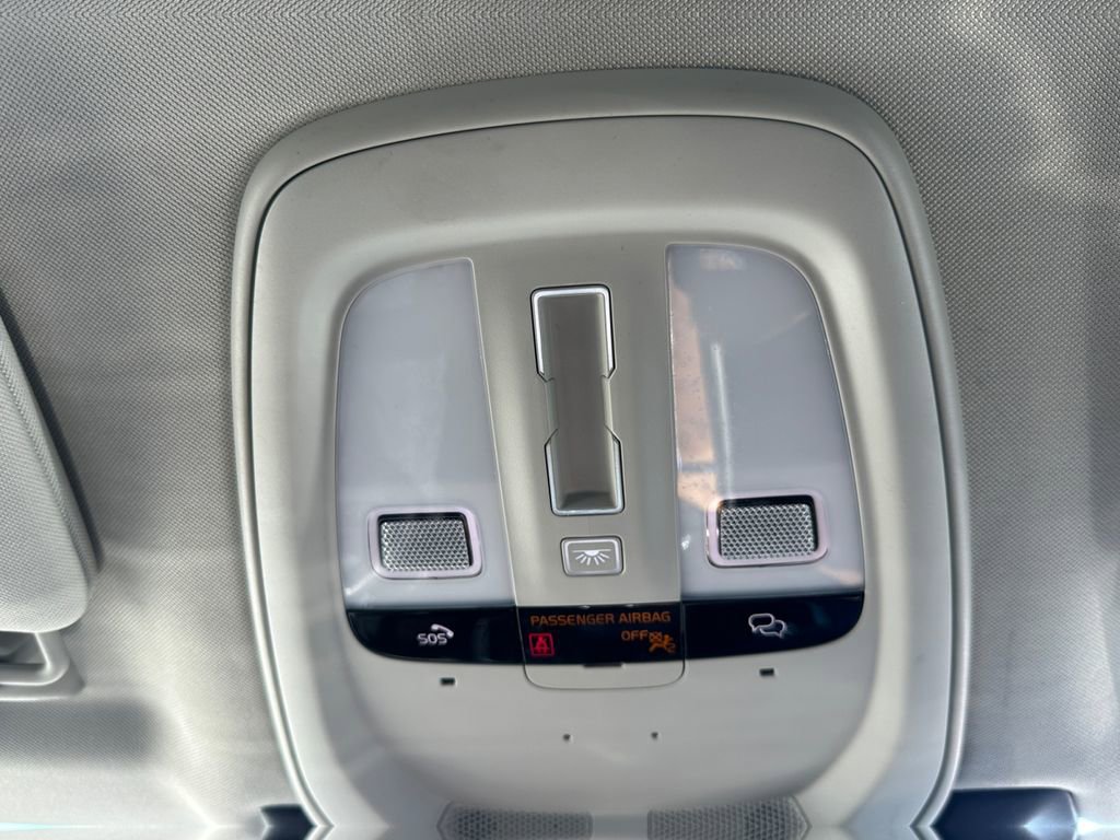 Used 2023 Volvo XC90 B6 Plus w/ Protection Package Premier image 19