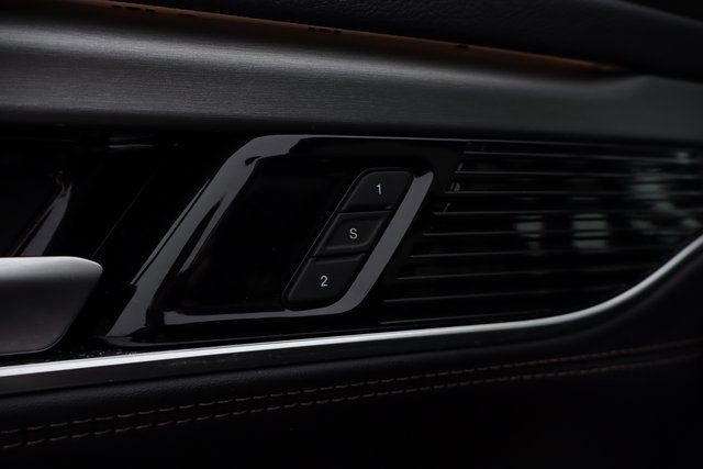 Used 2024 Jeep Wagoneer Series II w/ Convenience Group I image 10