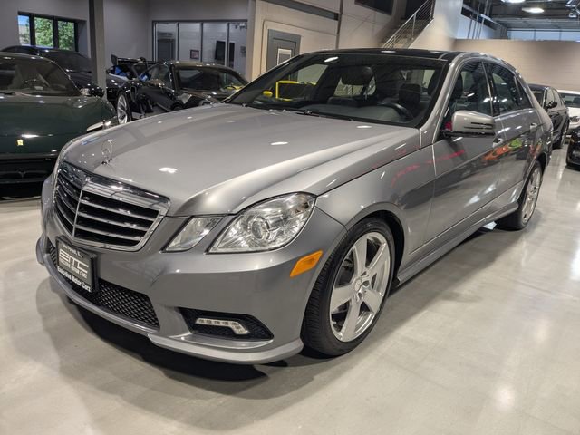 Used 2011 Mercedes-Benz E 350 4MATIC Sedan image 3