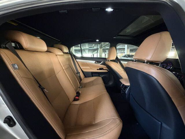 Used 2013 Lexus GS 350 AWD image 22