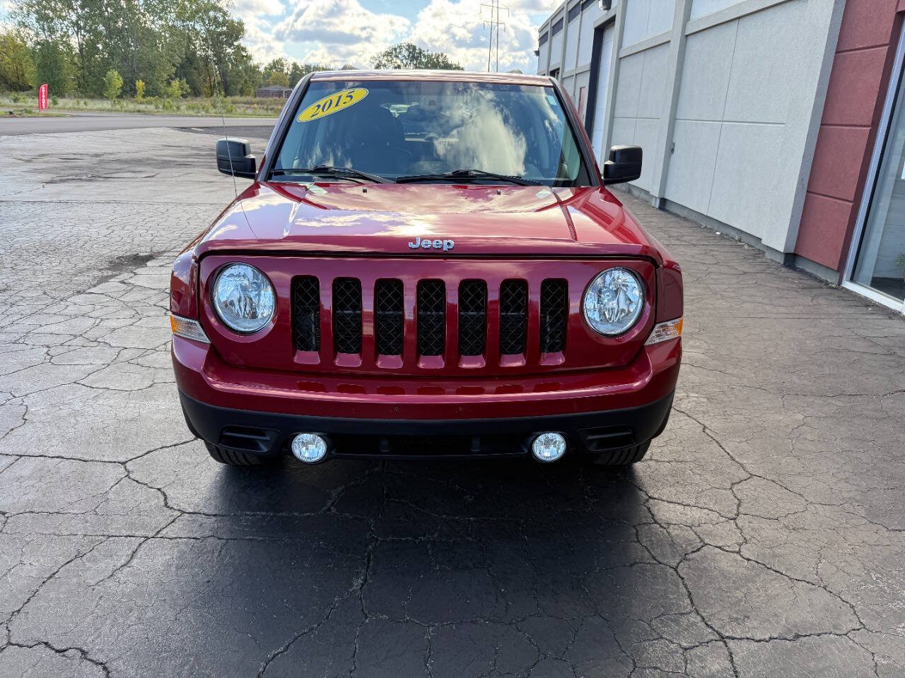 Used 2015 Jeep Patriot High Altitude AWD/4WD image 2