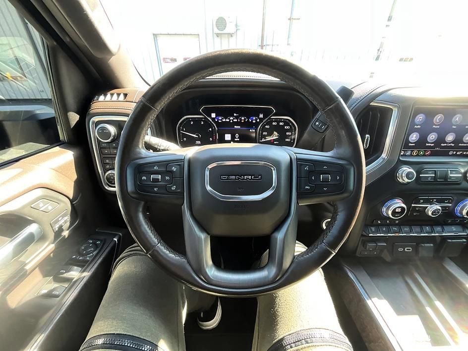Used 2022 GMC Sierra 2500 Denali w/ Denali Ultimate Package image 24