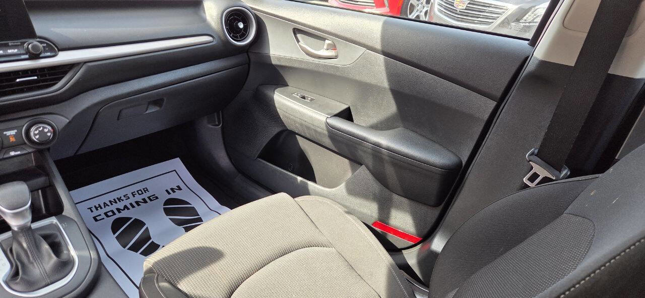 Used 2021 Kia Forte LXS image 15
