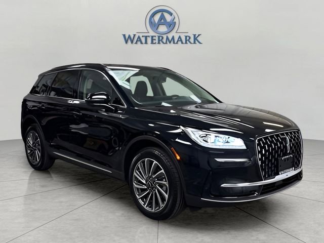 Used 2025 Lincoln Corsair Reserve w/ Equipment Group 202A image 7