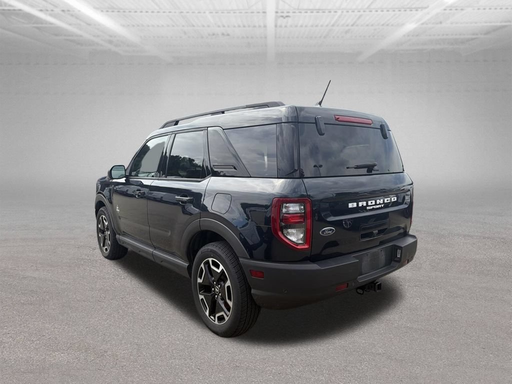 Used 2021 Ford Bronco Sport Outer Banks w/ Outer Banks Package AWD/4WD image 3