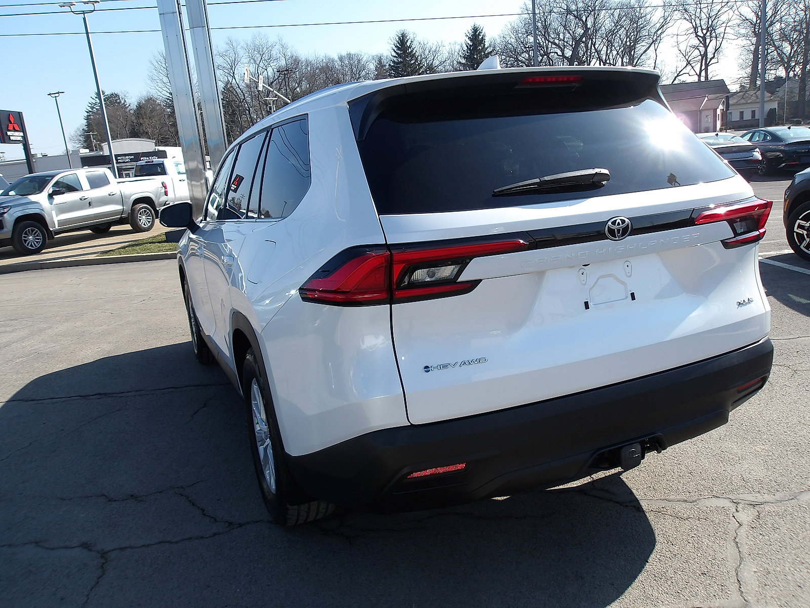 Used 2024 Toyota Grand Highlander AWD Hybrid image 5