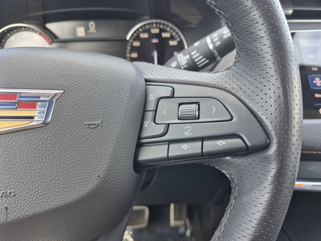 Used 2019 Cadillac XT4 Sport w/ Cold Weather Package AWD/4WD image 20