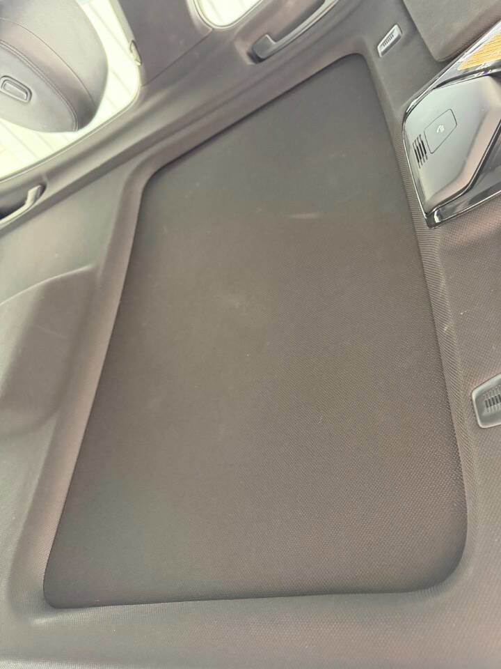 Used 2019 BMW 530e w/ Convenience Package image 15