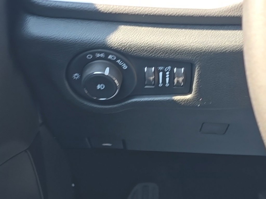 New 2026 Chrysler Pacifica Select image 28