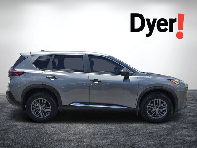 Used 2021 Nissan Rogue S FWD image 2