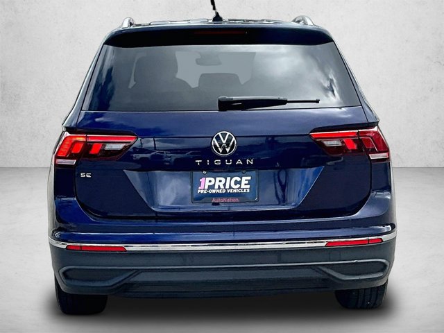 Used 2022 Volkswagen Tiguan SE FWD image 4
