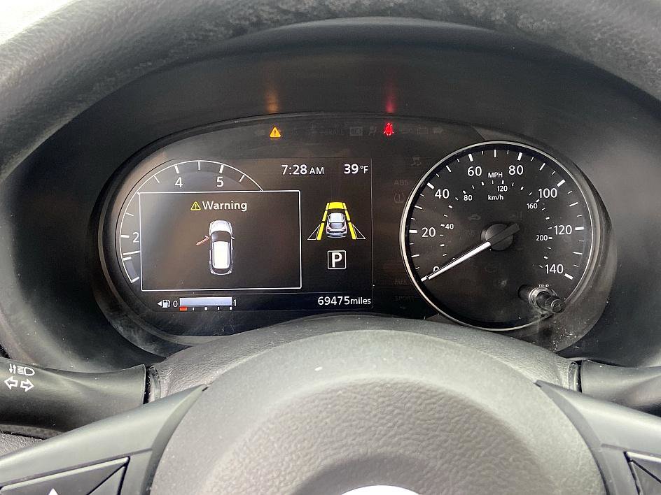 Certified 2021 Nissan Kicks SV image 14