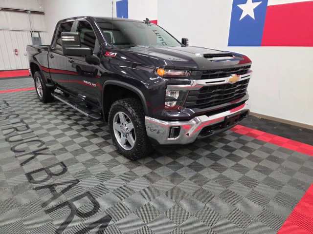 Used 2024 Chevrolet Silverado 2500 LT image 16