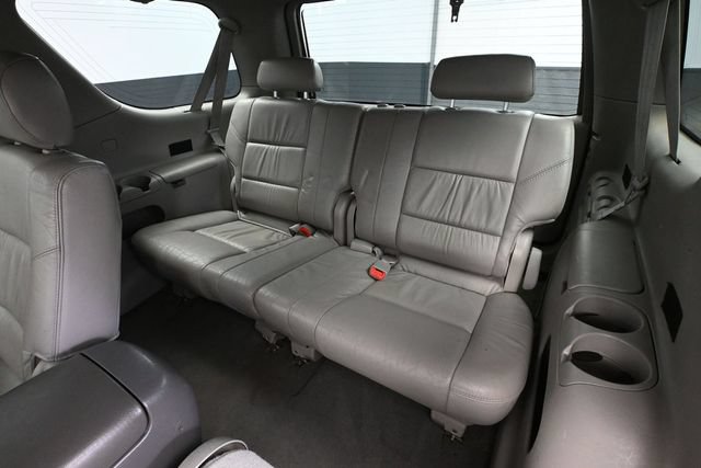 Used 2005 Toyota Sequoia Limited AWD/4WD image 39