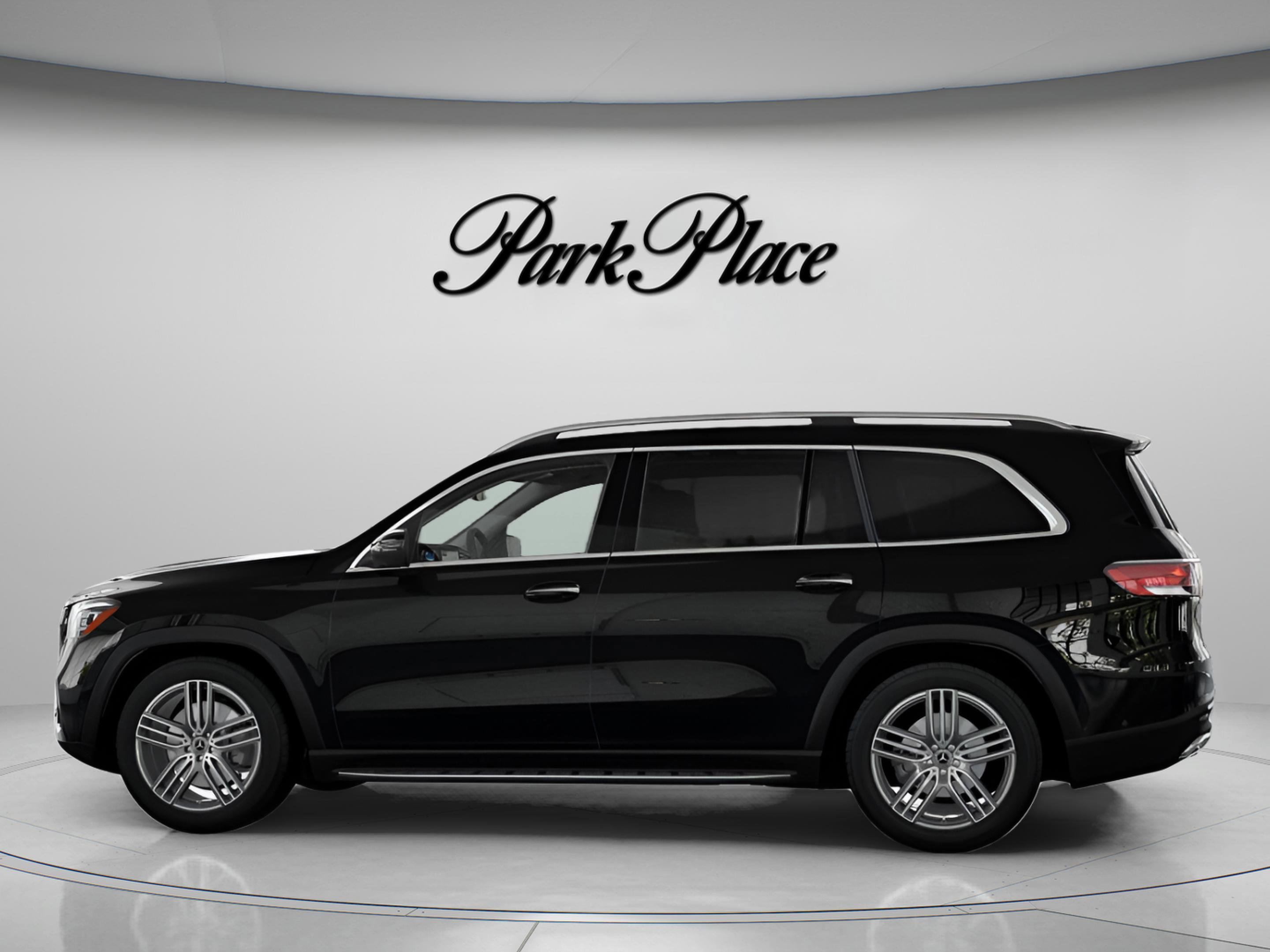 New 2026 Mercedes-Benz GLS 450 4MATIC image 9