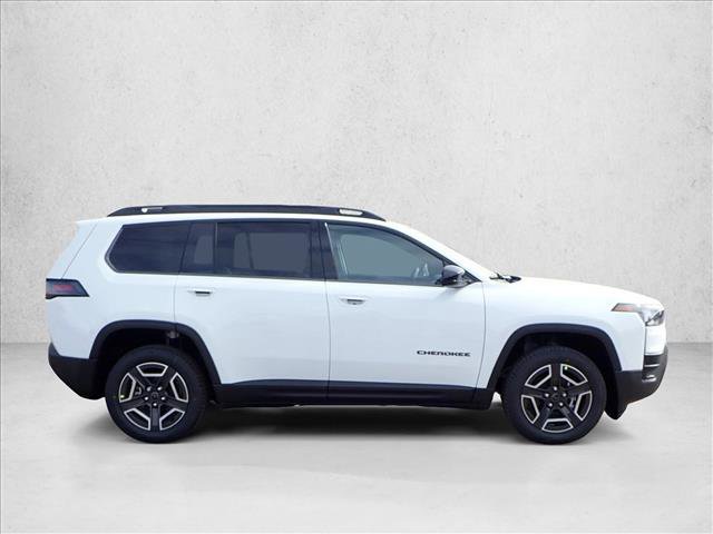 New 2026 Jeep Cherokee Laredo image 5