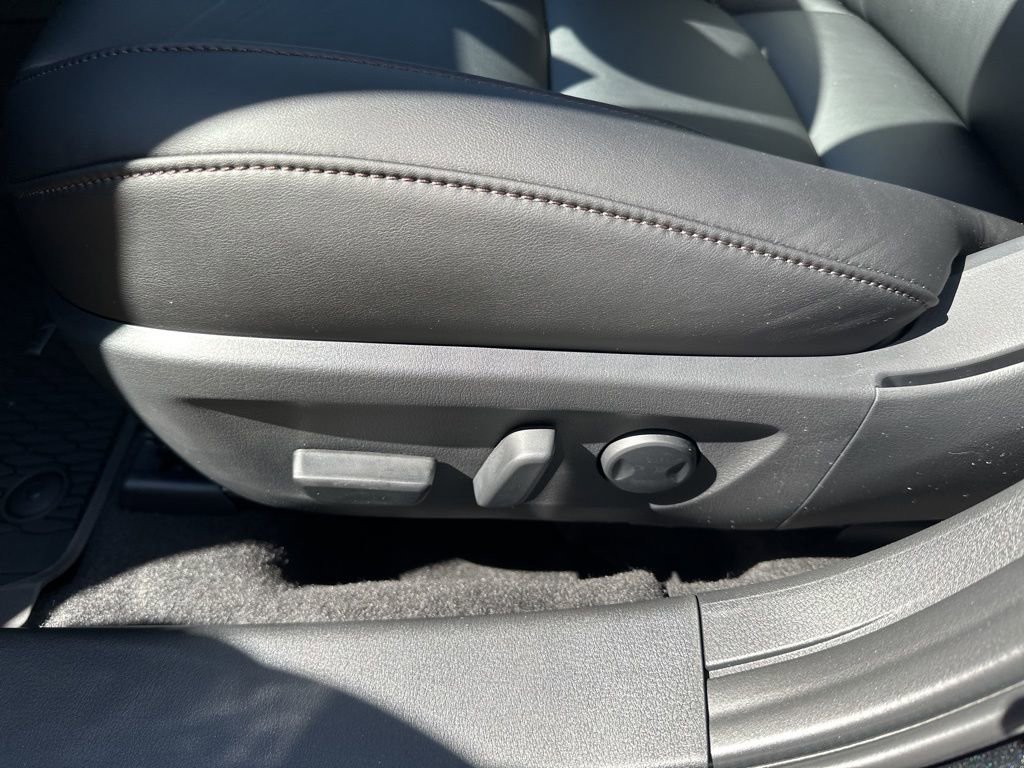 New 2026 MAZDA MAZDA3 2.5 S Sedan w/ Preferred Pkg image 26