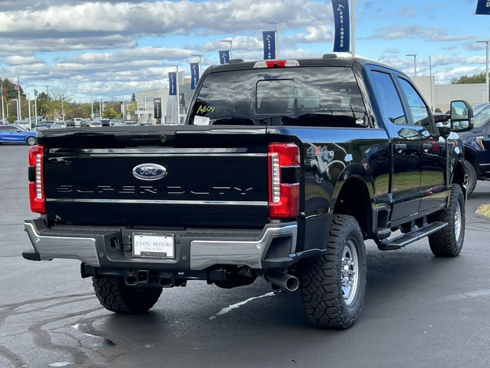 New 2026 Ford F250 4x4 Crew Cab Super Duty image 11