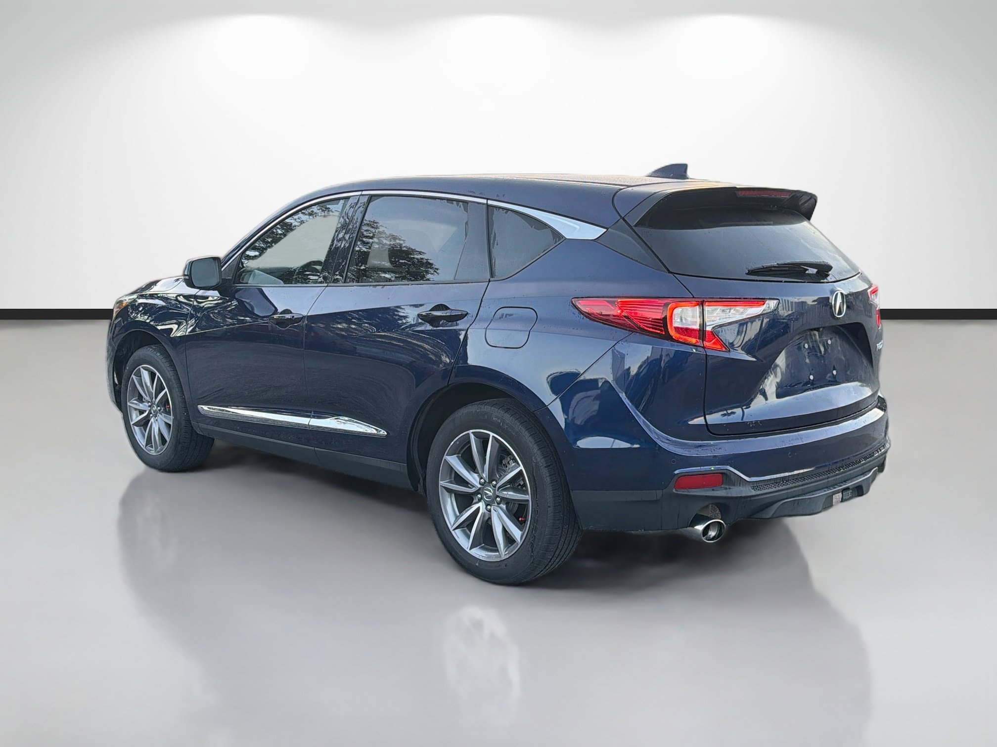 Used 2021 Acura RDX w/ Technology Package FWD image 3