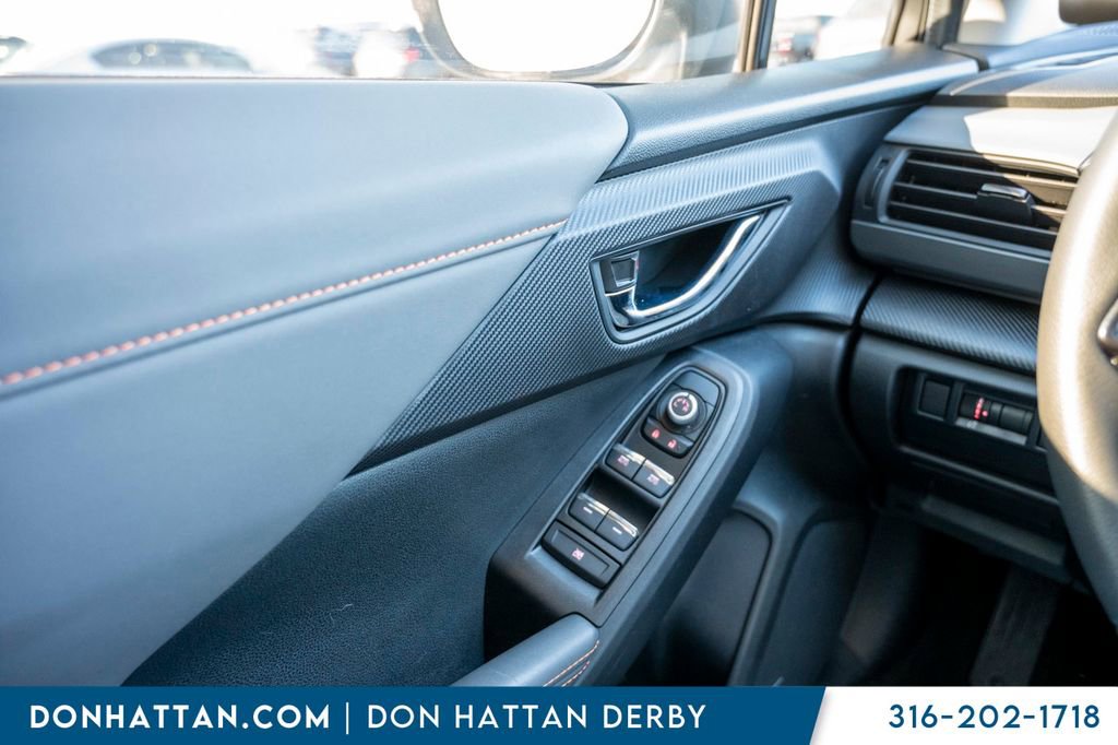 Used 2025 Subaru Crosstrek 2.5i Limited w/ Crosstrek Mirror Package image 16