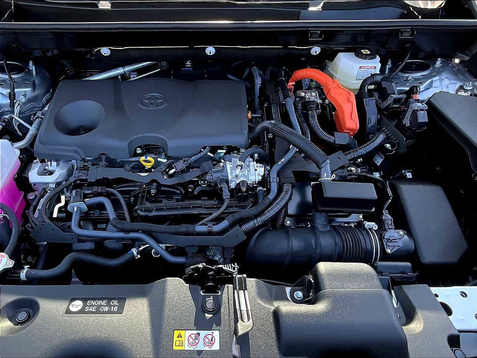 Used 2025 Toyota RAV4 XLE Premium image 30