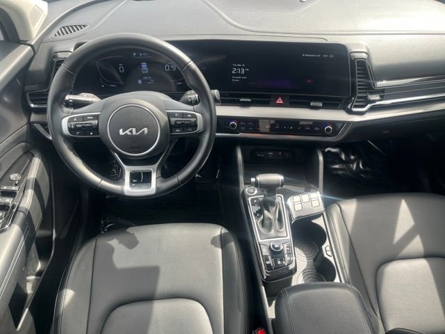 Used 2023 Kia Sportage EX image 16
